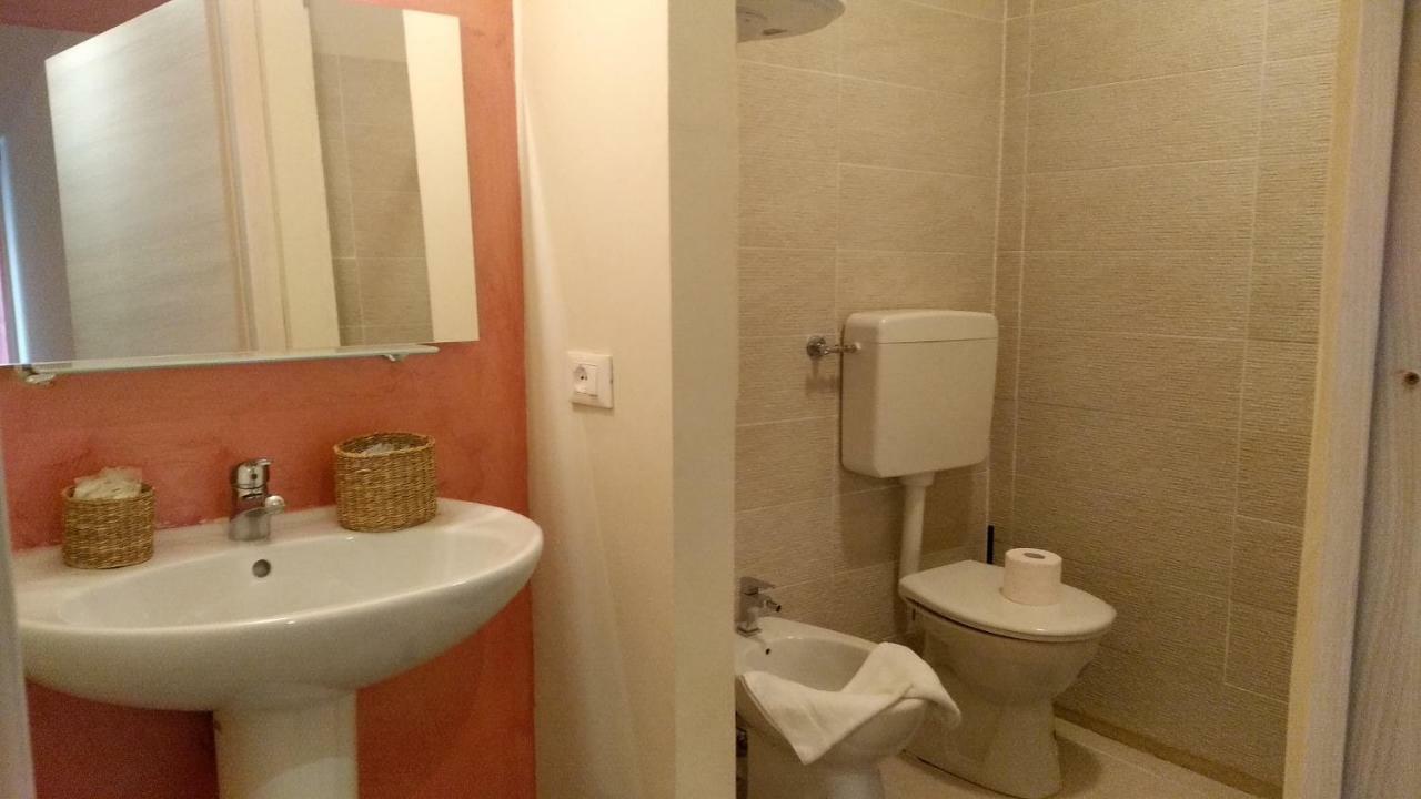 Marconi Rooms Loggia Delle Erbe Verona Bagian luar foto